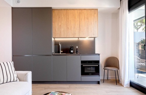 Distrito Norte Sierra Apartment | Genteel Home Arruzafa III