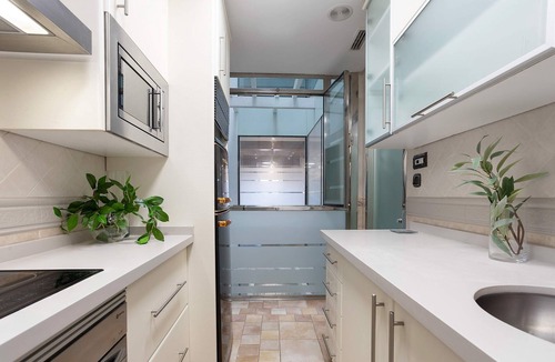 Central District Apartment | Genteel Home Bib Rambla
