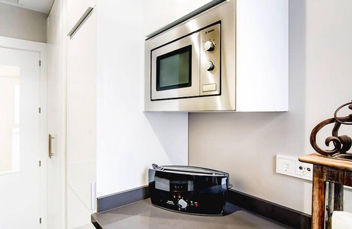 Santa Cruz Apartment | Genteel Home Mateos Gago II