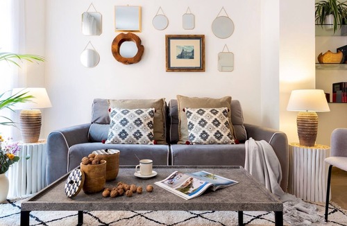 Central District Apartment | Genteel Home Reyes Catolicos
