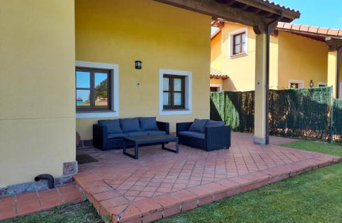 Llanes House | Gestiona2R - Villa con finca, Piscina-Padel-Golf