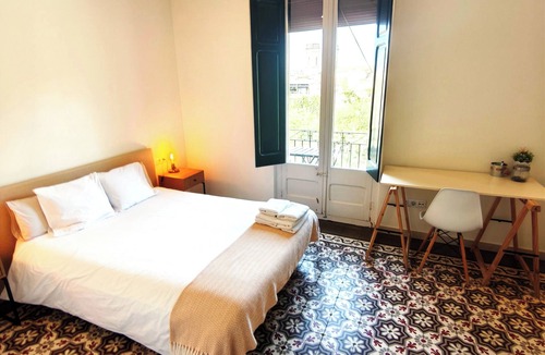 Barri Vell Apartment | Girona-Costa Brava: Historical & Vintage (optional parking)