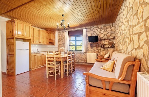 Beteta House | Gîte in the mountains for 32 to 40 people