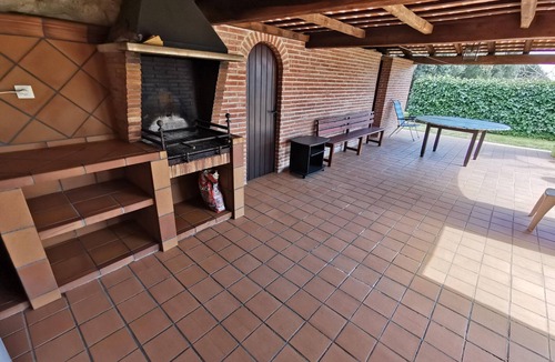 Llagostera Cottage | Gite Llagostera, 5 bedrooms, 11 persons