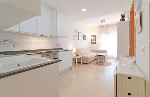 Sagunto Apartment | Global Properties: Practical flat in Puerto de Sagunto close to the beach