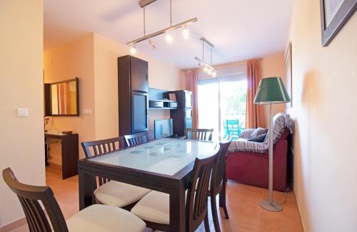 Playa de Almarda Apartment | Global Vacacional, Apartamento en Marjal de Corinto con Piscina