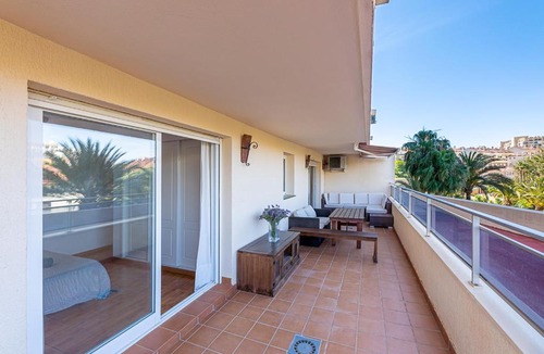 Torrequebrada Apartment | Golf & Beach Benalmadena