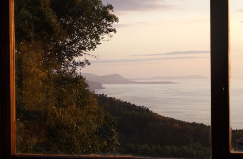 Cerdeira Villa | Golmar 13. Country house, sea views, and space!