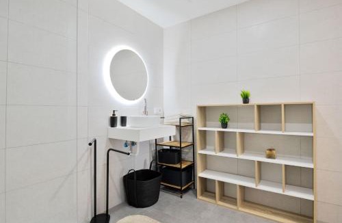 Campanar Apartment | Golondrina - Modern Apt - Near Bioparc by Río Turia Apartments
