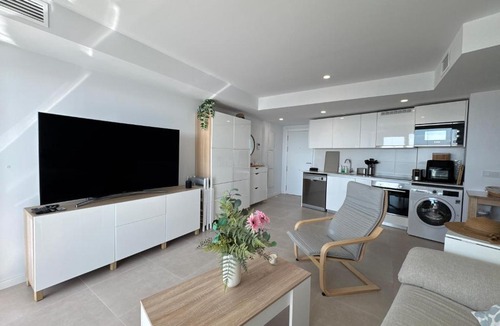 Canet de Berenguer Apartment | Gran Canet Salva, moderno apartamento con terraza y vistas al mar