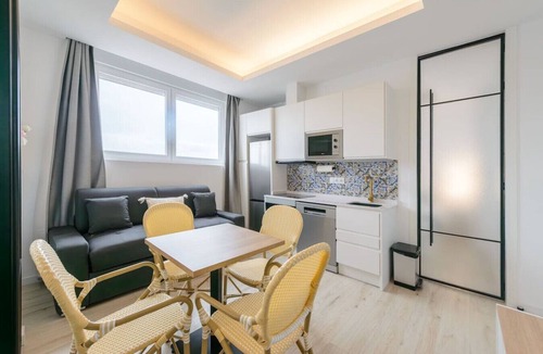 Malasana Apartment | GRAN VIA capitals, AMALFi
