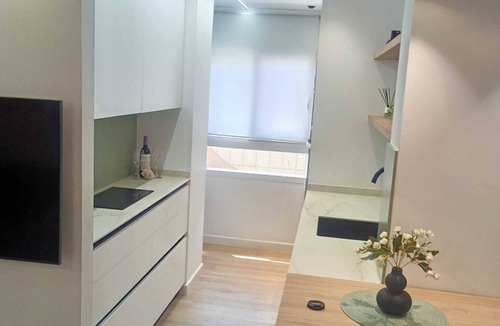 Camino de Ronda Apartment | Granada-Arabial Apartment