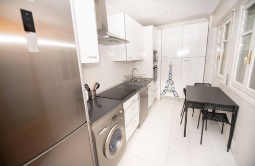 Valladolid City Centre Apartment | Great 3 bedroom apartment on the same Plaza Mayor