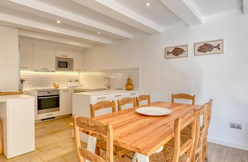 Calella de Palafrugell Apartment | Ground floor 50 meters from the beach