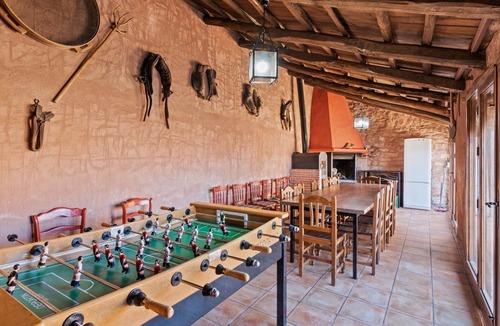 Alcaraz Cottage | Guard House with Spa and shared pool