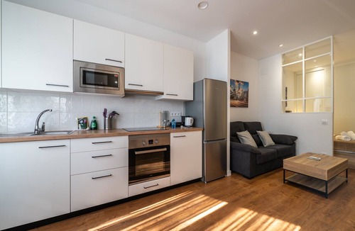 Pradolongo Apartment | GuestReady - Modern Studio near Downtown