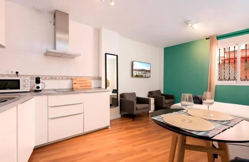La Trinidad Apartment | H2M Ventura Jazmin Loft SmartTv & AACC near centre