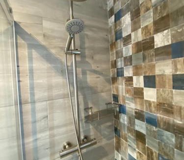 Mogon Apartment | Habitaciones con baño sin cocina ni salón Sierra de las Villas