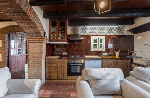 Santa Coloma de Farners Cottage | HABITATGE D'ÚS TURÍSTIC CAN BALDIRI: SPECIAL OFFERS