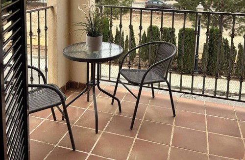 Hacienda del Alamo Apartment | Hancinda Sleeps 4 with Free Parking