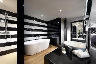 Playa Paraiso Hotel | Hard Rock Hotel Tenerife