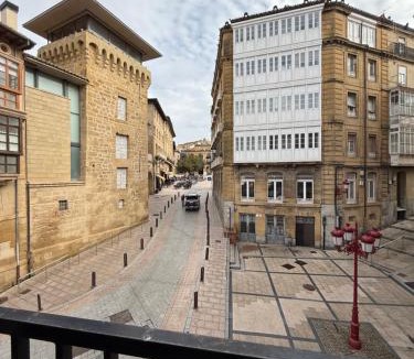 Haro Apartment | Haro Plaza Glam Tourist Home