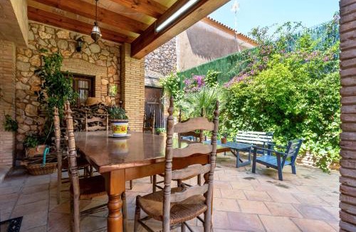 El Perello House | Hauzify I Palauet del Remei