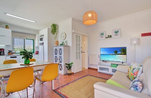 Arafo House | Heated private pool