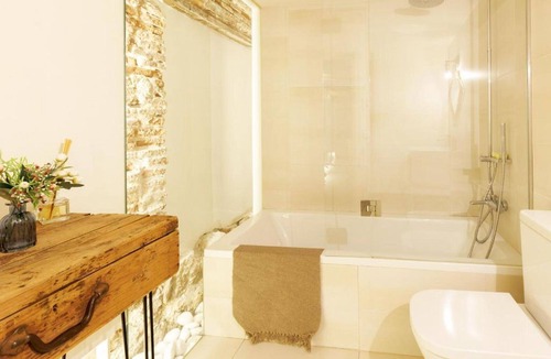 Alcala de Henares Apartment | Herreros Deluxe House (3 bedrooms)
