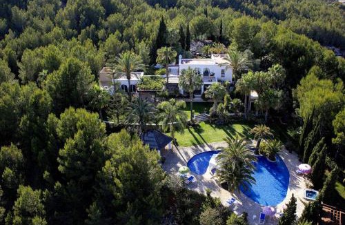 Santa Eulalia del Rio Villa | Hideaway Ibiza Villa Hilltop Estate Can Arte 6 Bedrooms I Santa Eulalia