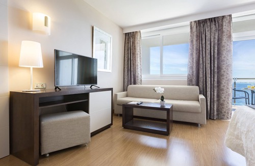 Costa de los Pinos Hotel | Hipotels Eurotel Punta Rotja & Spa