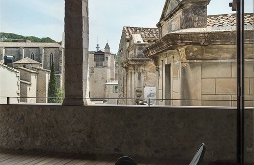 Barri Vell House | Historical stone house renovated with modern style