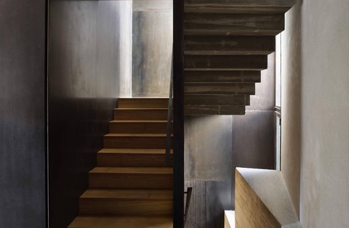 Barri Vell Apartment | Historical stone house renovated with modern style
