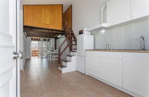 Caleta de Fuste House | Holiday Home 'Casa Vista Golf' with Sea View, Shared Pool & Wi-Fi