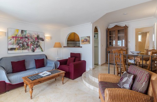 El Paraiso Apartment | Holiday Apartment '3B Virgo' with Pool, Private Terrace & Wi-Fi