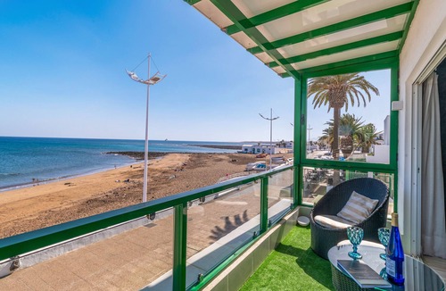 Playa Honda Apartment | Holiday Apartment '51 Avenue Playa Honda' with Sea Views, Terrace and Wi-Fi