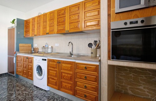 Villaverde Apartment | Holiday Apartment 'Casa Tomás A' with Mountain Views, Shared Pool and Wi-Fi