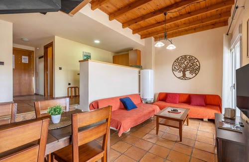 Pradollano Apartment | Holiday Apartment "Duplex 23 E" with Mountain Views, Private Terrace and Wi-Fi