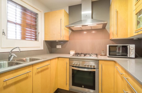 Canet de Mar Apartment | Holiday Apartment "Canet Beach 1" with Balcony & Wi-Fi