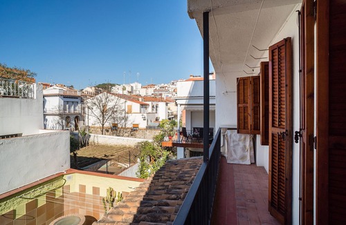 Canet de Mar Apartment | Holiday Apartment "Canet Beach 1" with Balcony & Wi-Fi