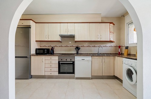 Miami Platja Apartment | Holiday Apartment "Montserrat" with Sea View, Shared Pool, and Wi-Fi