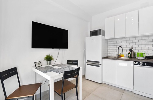 Grau i Platja Apartment | Holiday Apartment "Soleole2" with Shared Terrace & Wi-Fi