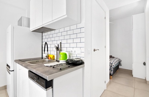 Grau i Platja Apartment | Holiday Apartment "Soleole2" with Shared Terrace & Wi-Fi