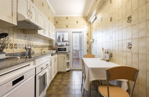 Camarles House | Holiday Home 'MM Delta Holidays' with Mountain View, Wi-Fi and Air Conditioning