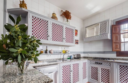 Higuera de la Sierra House | Holiday Home in Higuera near Hiking Trails