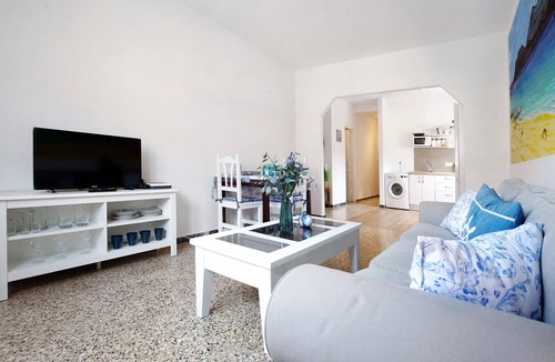 Morro Jable House | Holiday Home 'Brisa Marina' with Mountain Views and Wi-Fi