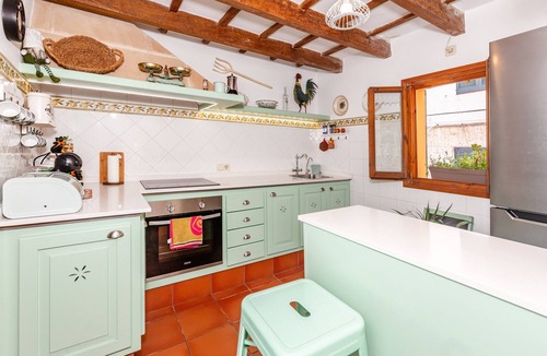 Ferreries House | Holiday Home 'Ca Savia' with Private Terrace and Wi-Fi