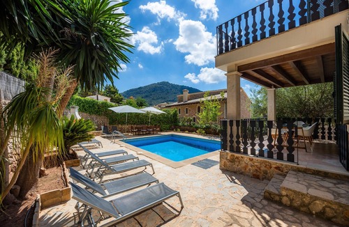 Valldemossa House | Holiday Home 'Camila' with Private Pool, Wi-Fi and Air Conditioning