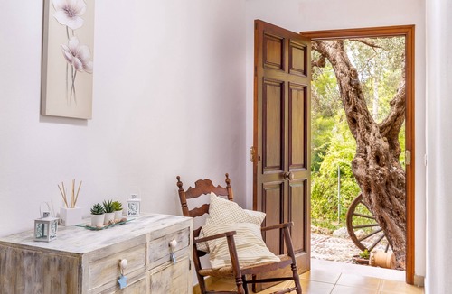 Escorca House | Holiday Home "Can Sito" with Garden, Terrace, Mountain View & Air Conditioning