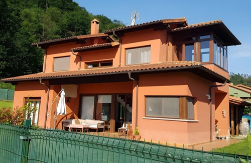La Vega de los Caseros House | Holiday Home 'Casa Carmen' with Mountain Views